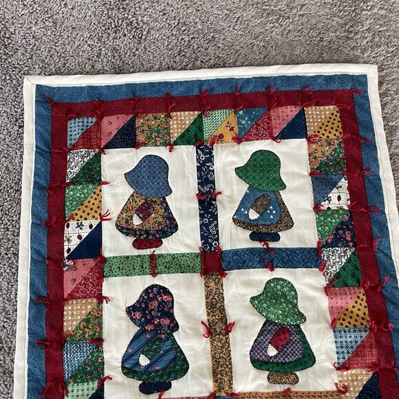 Sue Bonnet Sue Wall Hanging Quilt Colorful Cottage Core Folk Art Handmade VTG - Picture 3 of 5